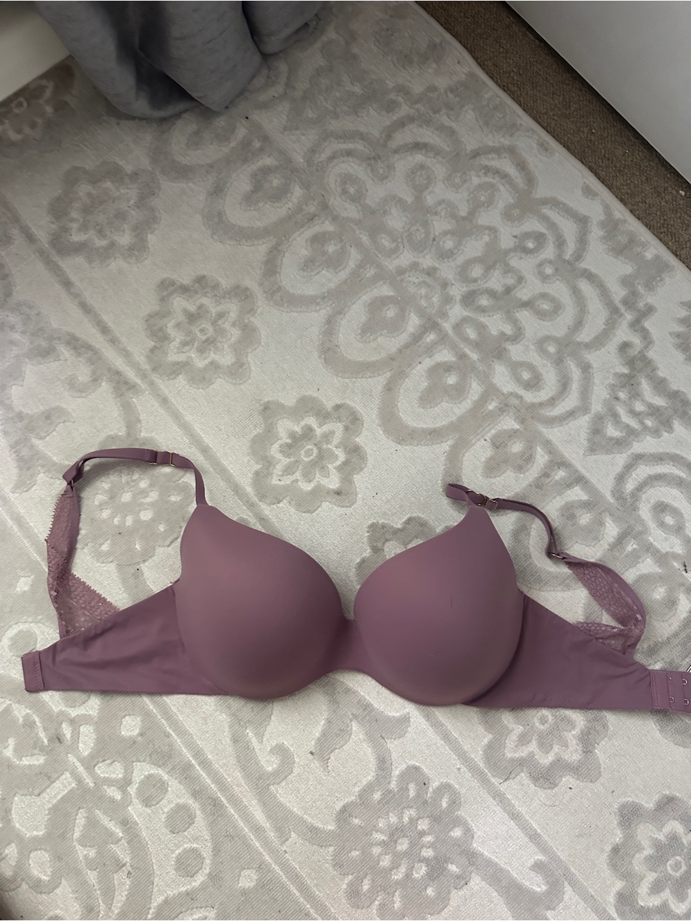 Victoria's Secret bra Size -32DDD